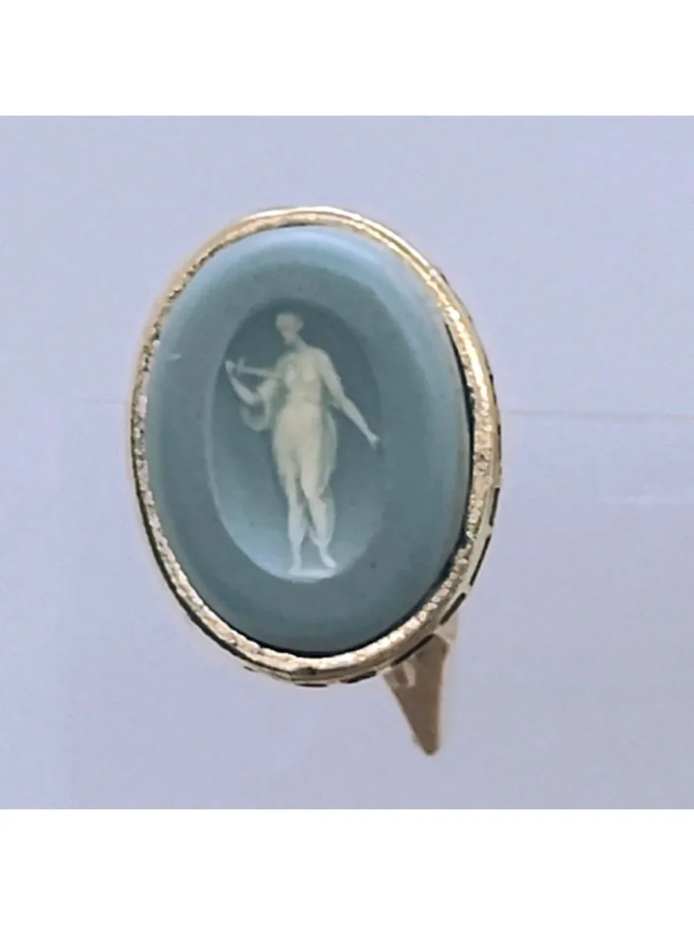 Vtg Wedgwood Blue Jasperware Cufflinks Gold Tone Neoclassical Female Figure